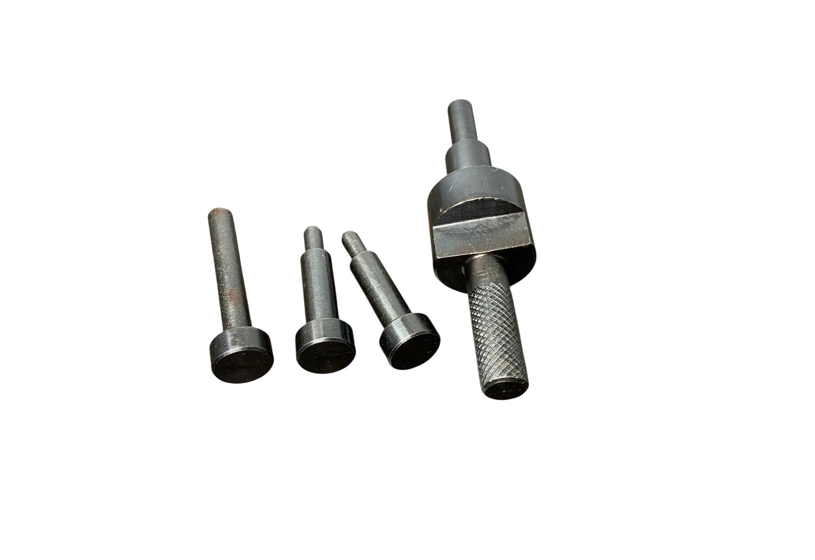 AGAB 072 - conjunto de pinos para posicionar os pistões a meio curso e os eixos de comando de válvulas, durante a troca da correia dentada. motores citroên / peugeot 2.0 16v, ge